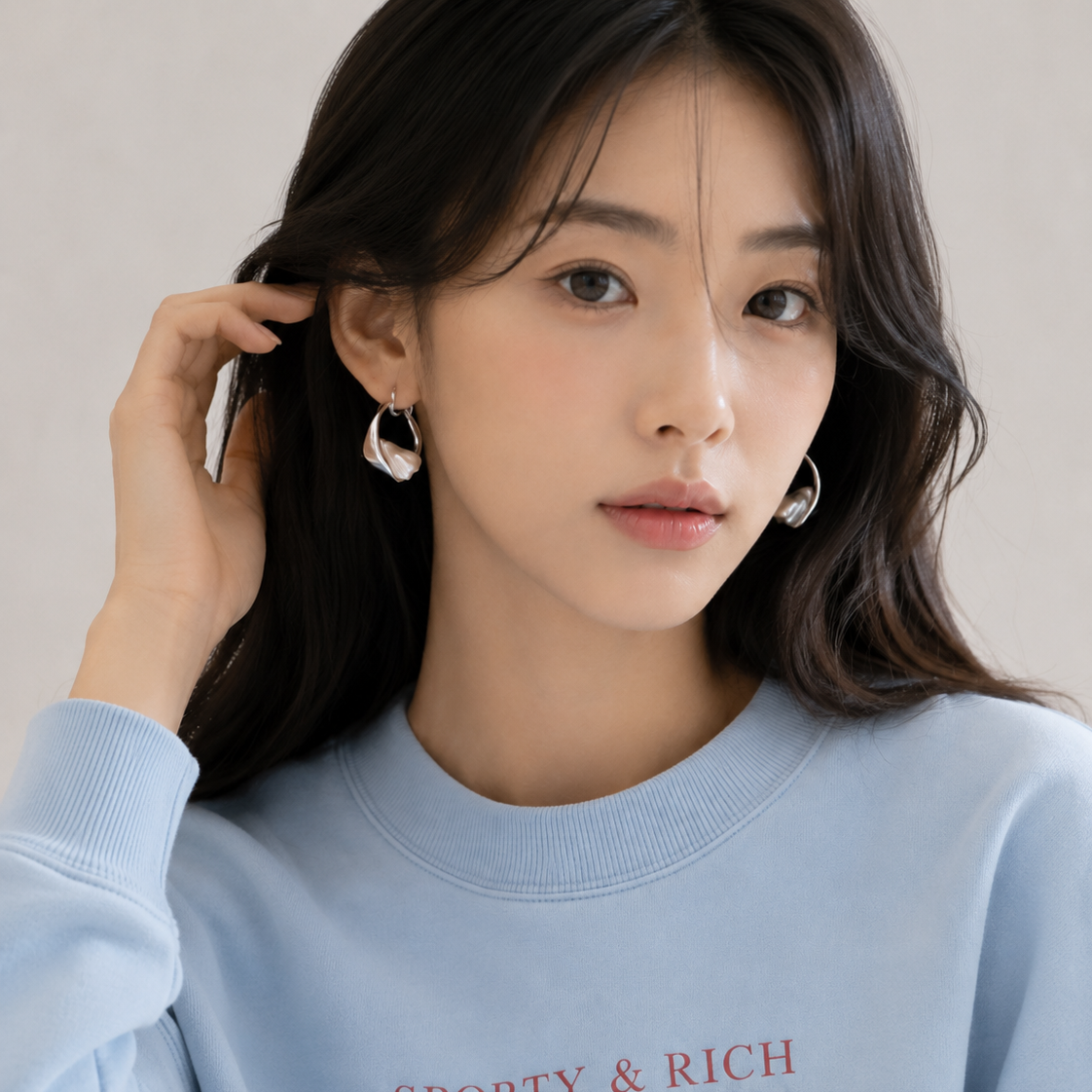Charm Baroque Pearl Ear Cuff