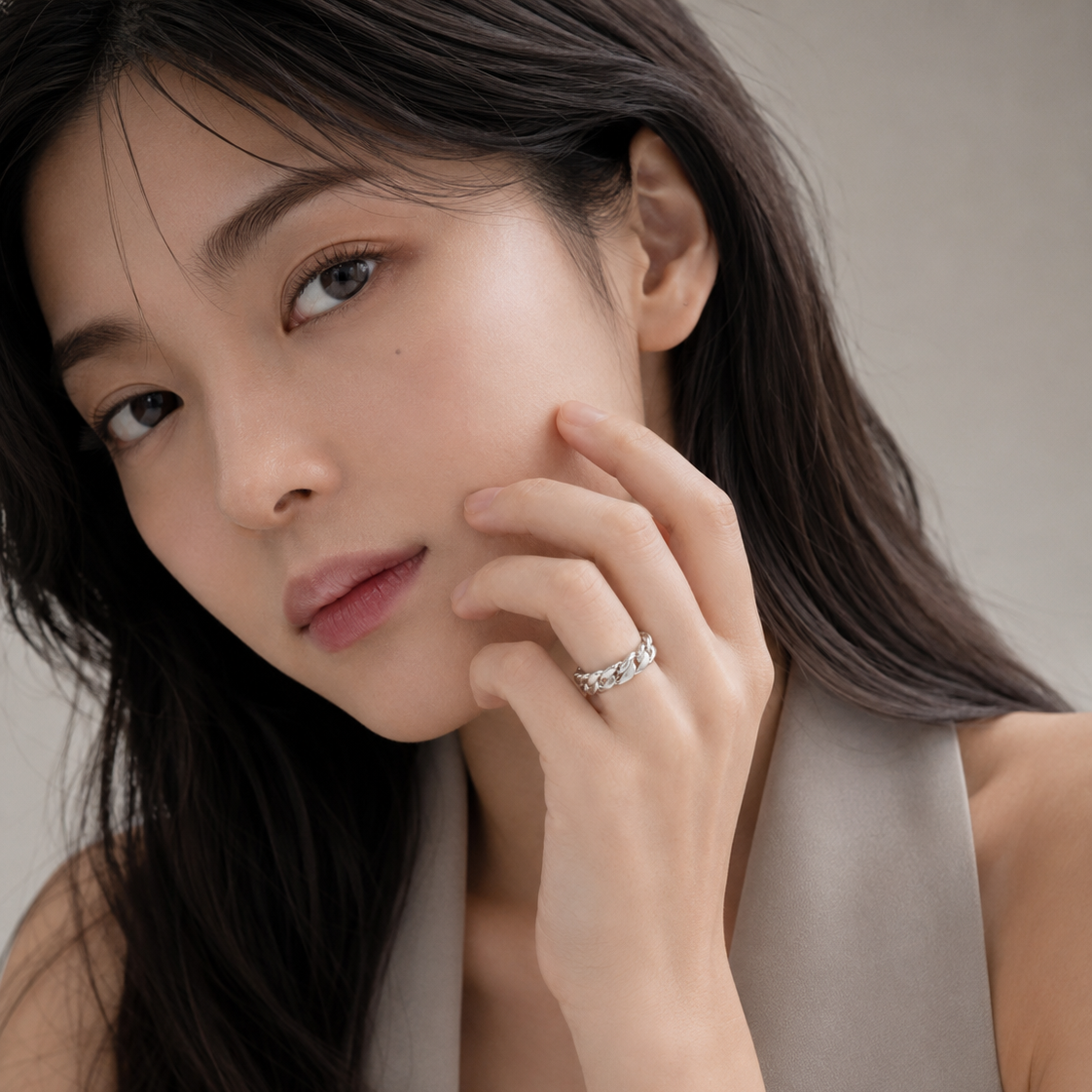 Object Knot Ring