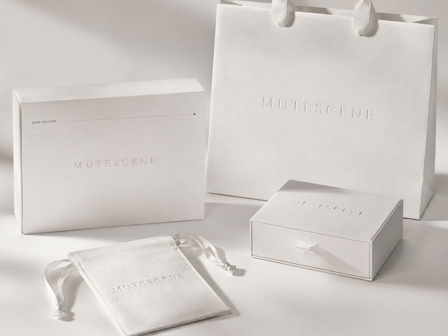 About MUTESCENE