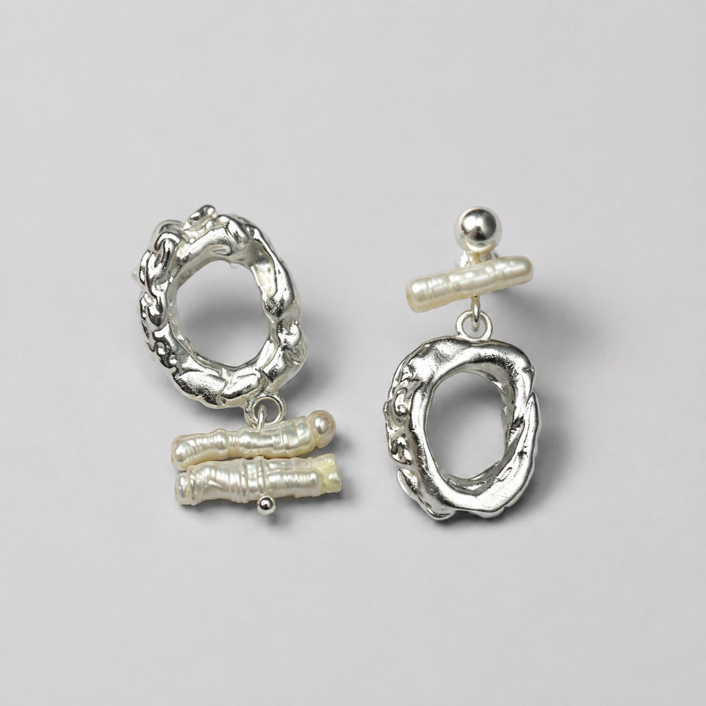 Baroque Pearl Asymmetric Earrings — alternate product view
