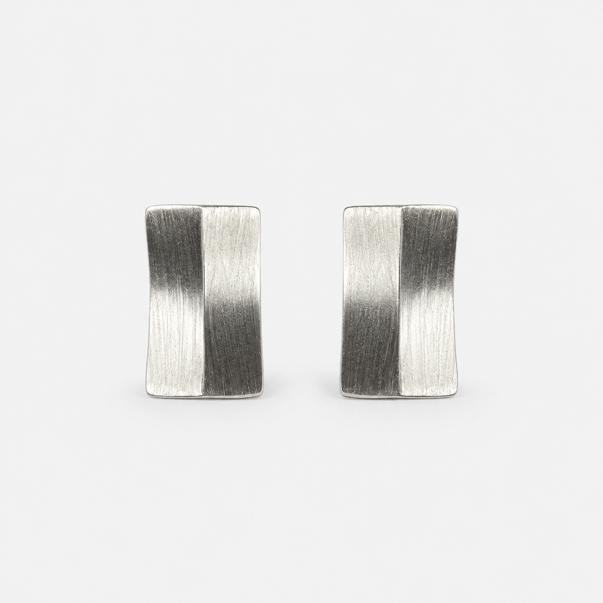 Quiet Fold Earrings — image 2