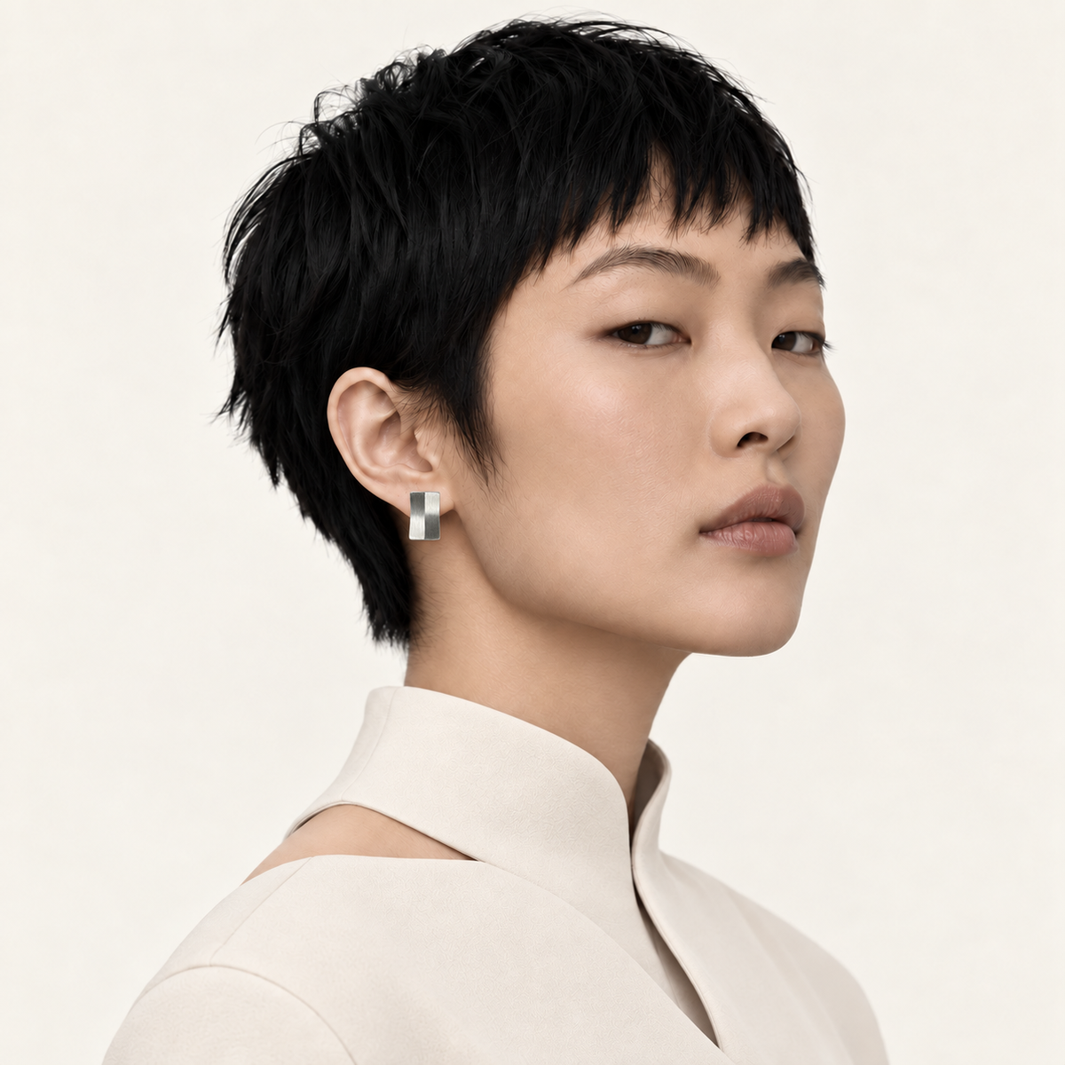 Quiet Fold Earrings — image 4