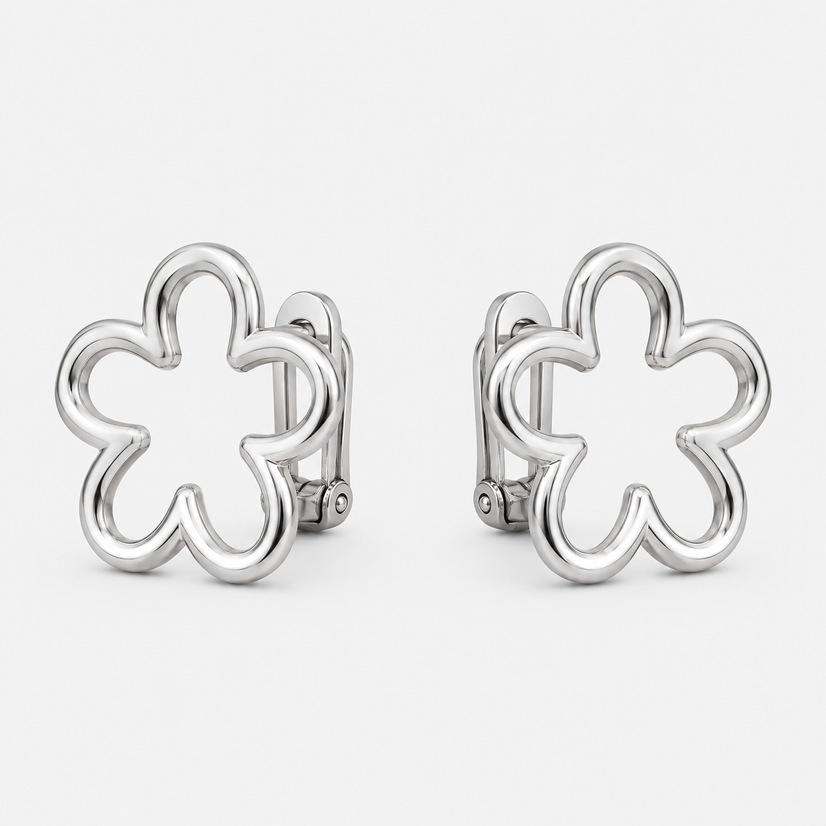 Silent Curve Earrings — image 2