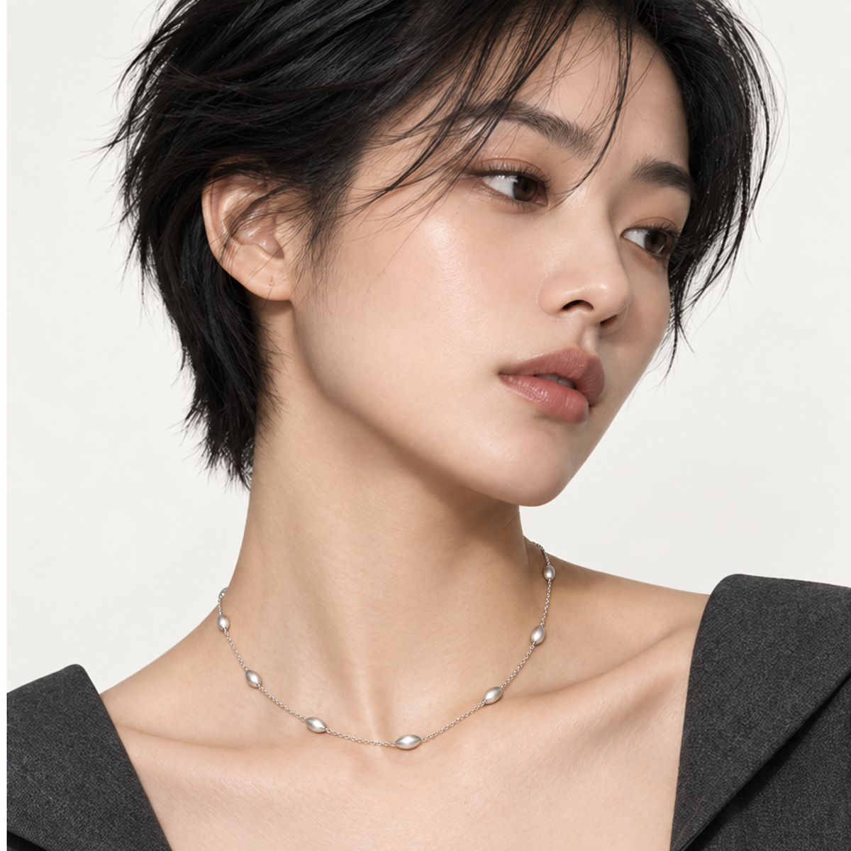 Soft Echo Necklace — image 4