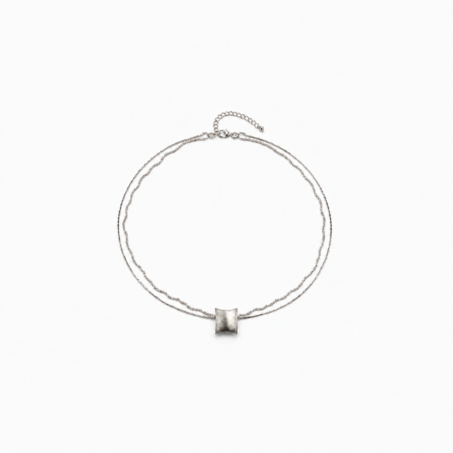 Still Motion Necklace