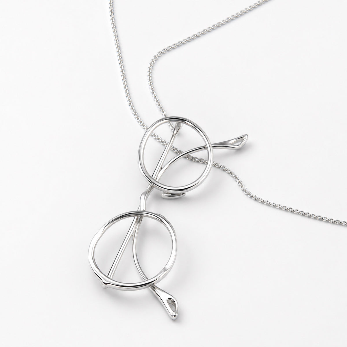 Double Loop Leaf Necklace detail angle
