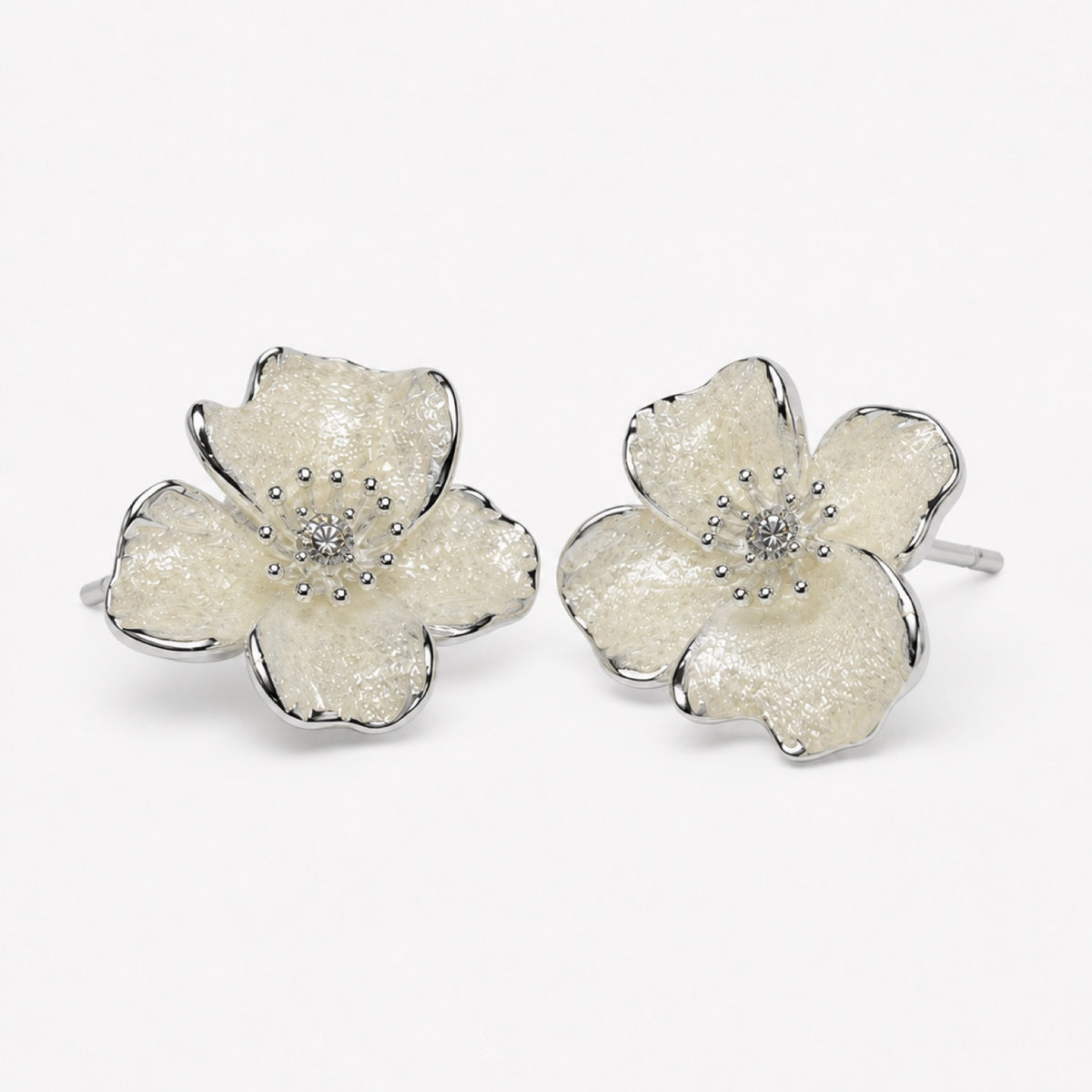 Pearl Veil Flower Studs detail angle
