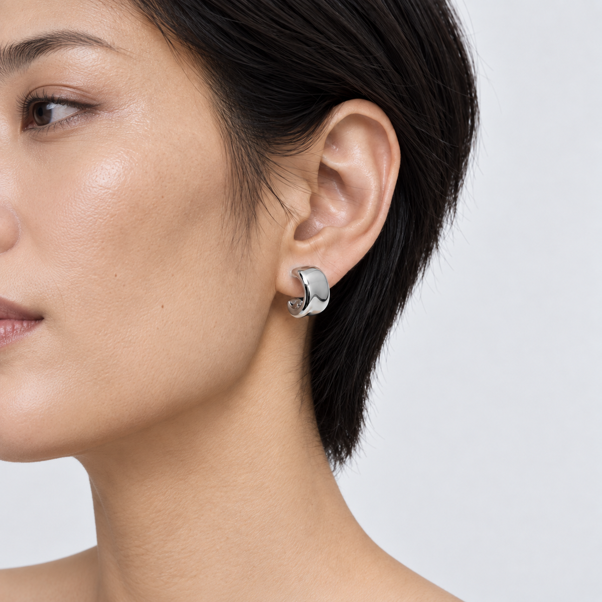 Sculpted Arc Hoops — model detail