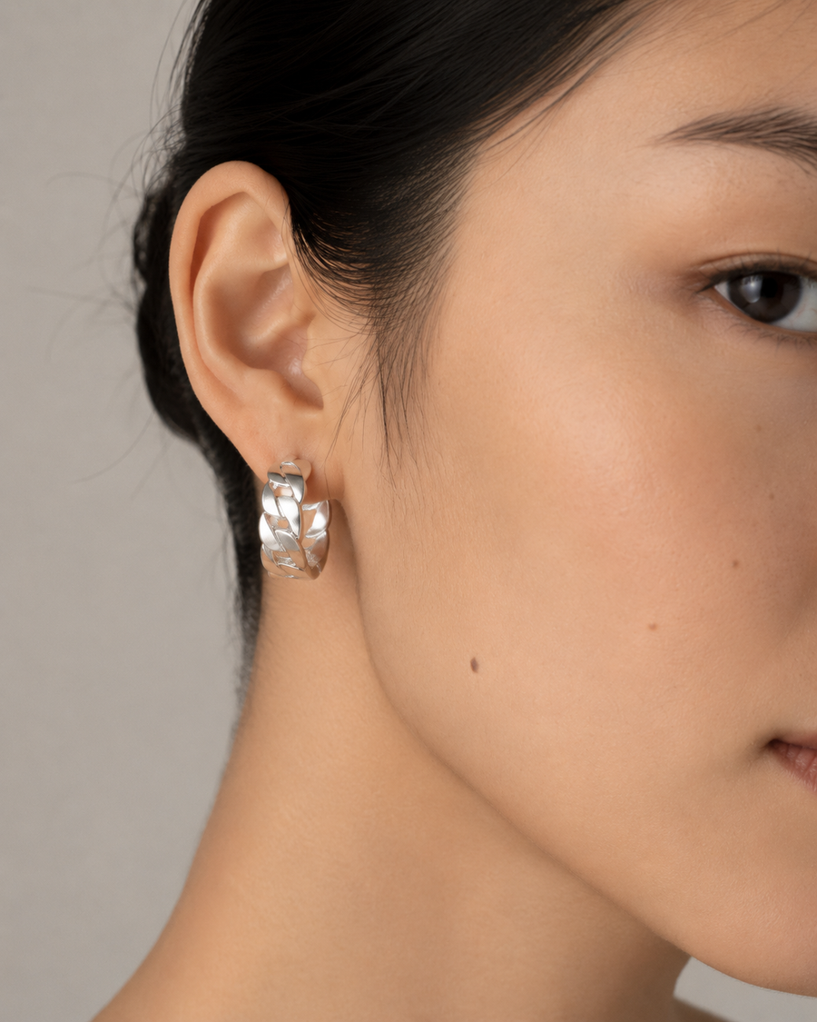 Grid Link Ear Cuff